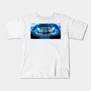 Emergence of adult teeth, X-ray (C002/1300) Kids T-Shirt